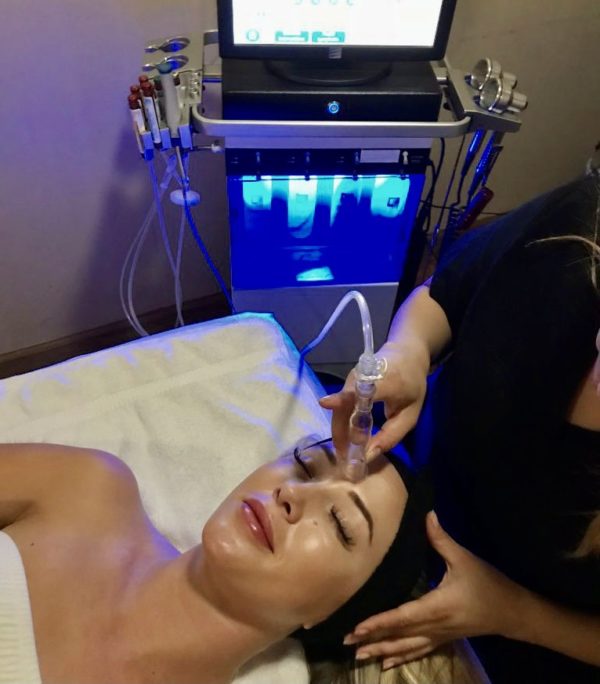 hydrafacial-phoenix-arizona-600x684